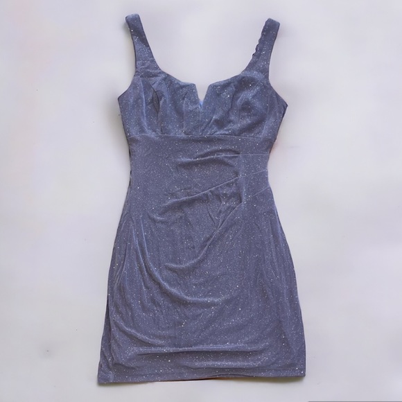 le chateau Dresses & Skirts - Le Chateau Purple Glitter Sleeveless Lilac Sparkle Mini Dress Size Large